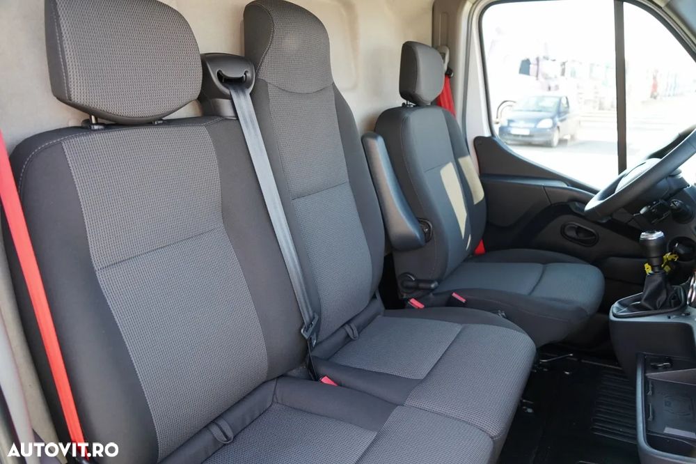 Renault MASTER / BLASZAK /  L3H2 / PANEL / 2023 R / IMPORTAT - 34