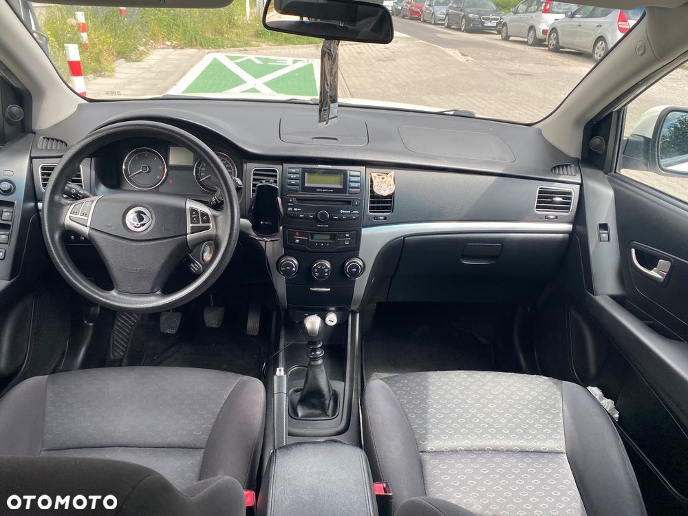 SsangYong/KGM Korando 2.0 e-XDi Crystal 2WD - 14