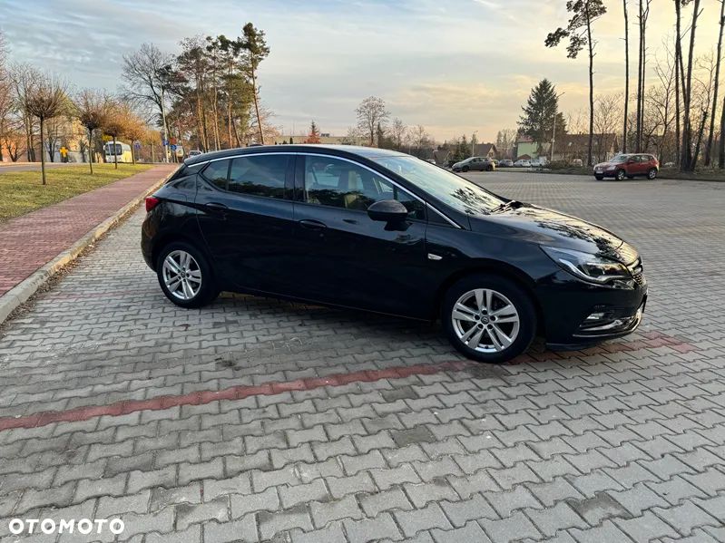 Opel Astra 1.4 Turbo Start/Stop Dynamic - 4