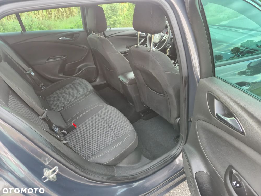 Opel Astra 1.6 CDTI Dynamic - 13