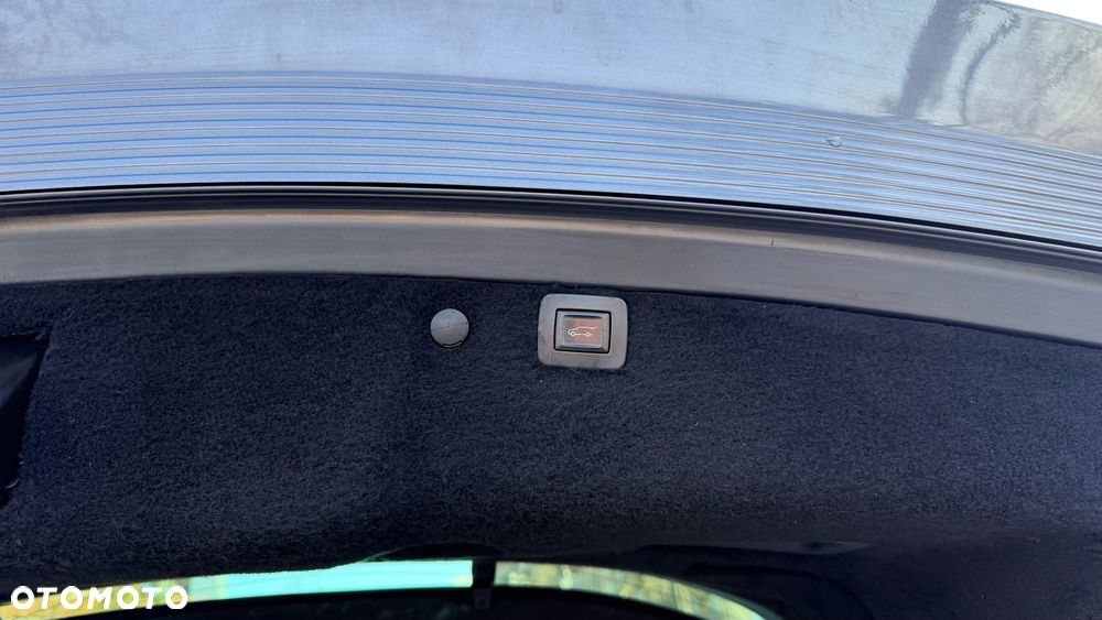 Opel Insignia 2.0 CDTI 4x4 ecoFLEX Start/Stop Business Innovation - 27