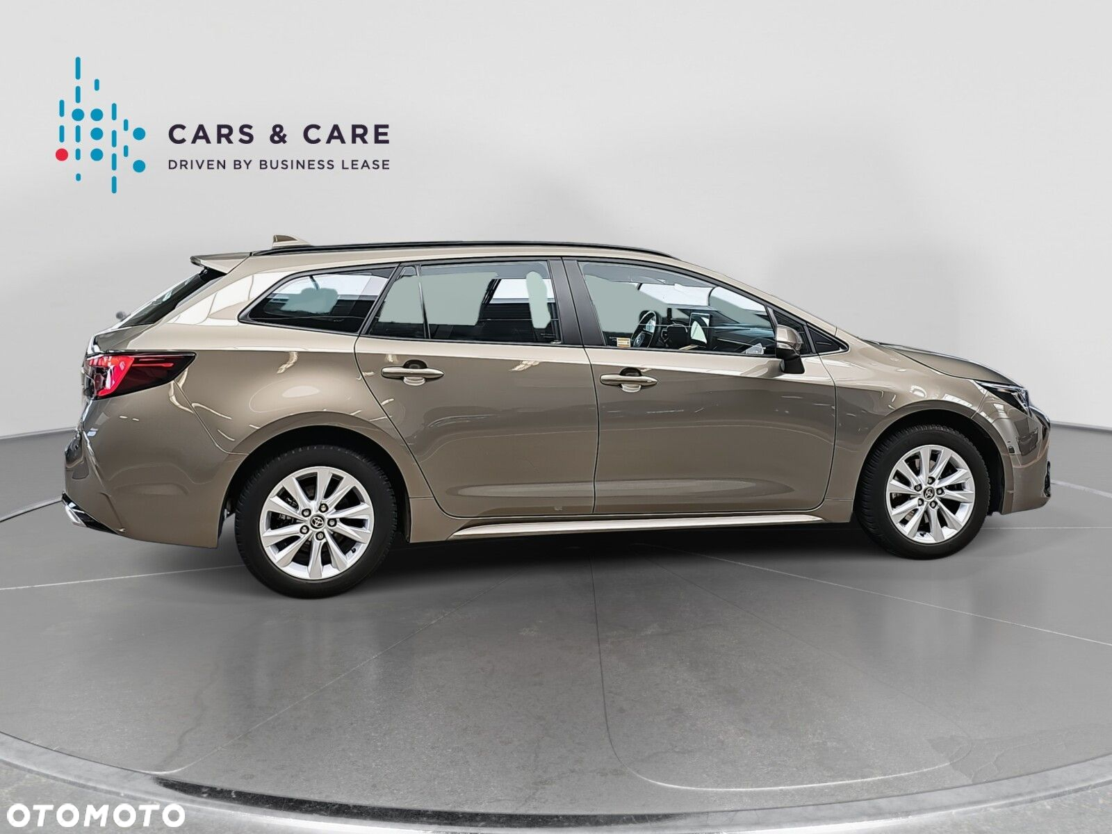 Toyota Corolla 2.0 Hybrid Comfort - 33