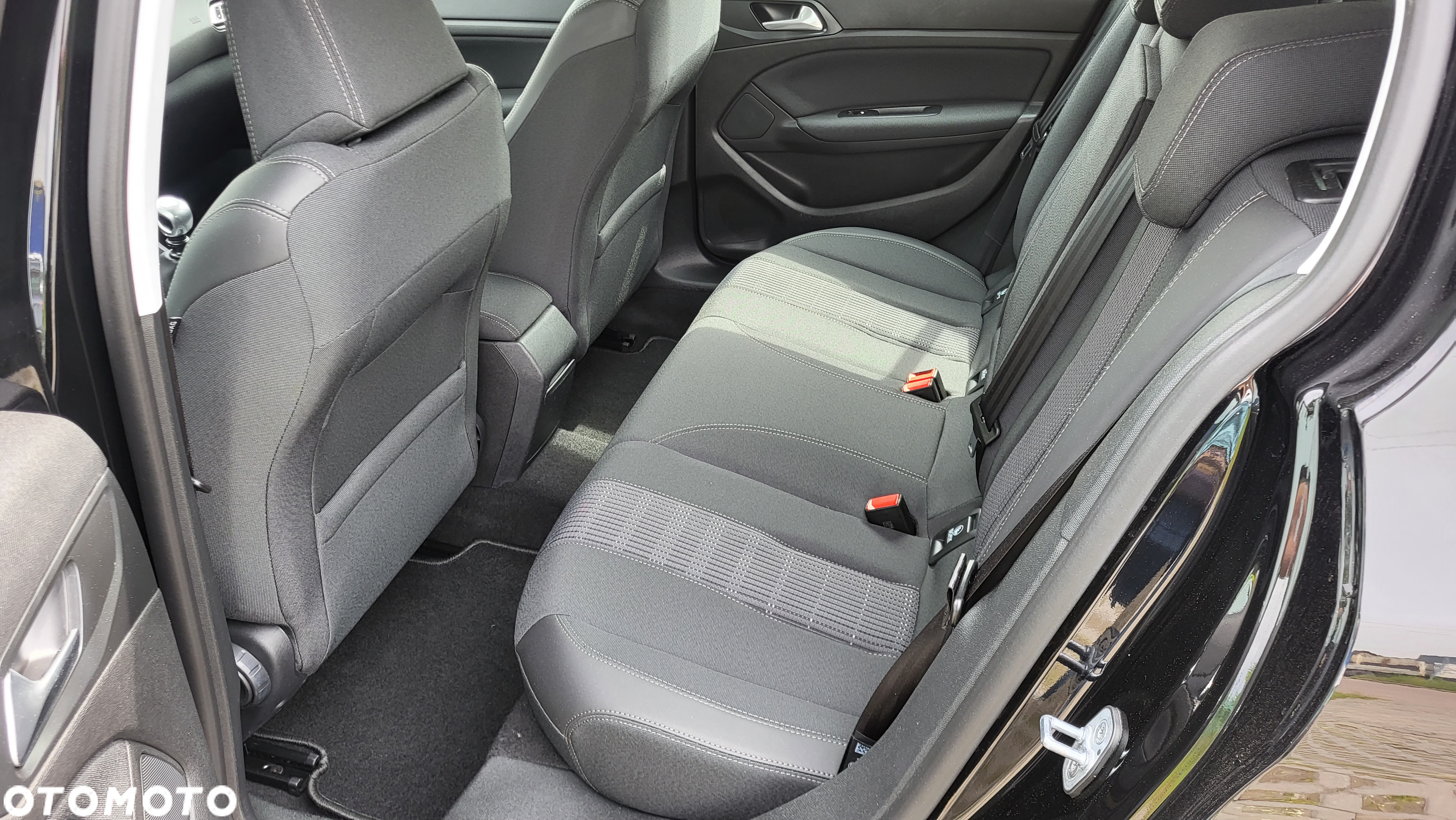 Peugeot 308 BlueHDi FAP 130 Stop & Start Allure - 11