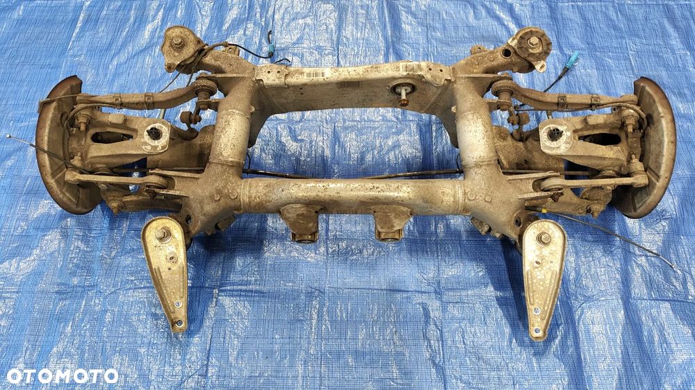 ZAWIESZENIE TYŁ TYLNE KOMPLETNE SANKI BELKA STABILIZATOR ZWROTNICA PIASTA WAHACZ LEWY PRAWY BMW E61 LCI LIFT - 2