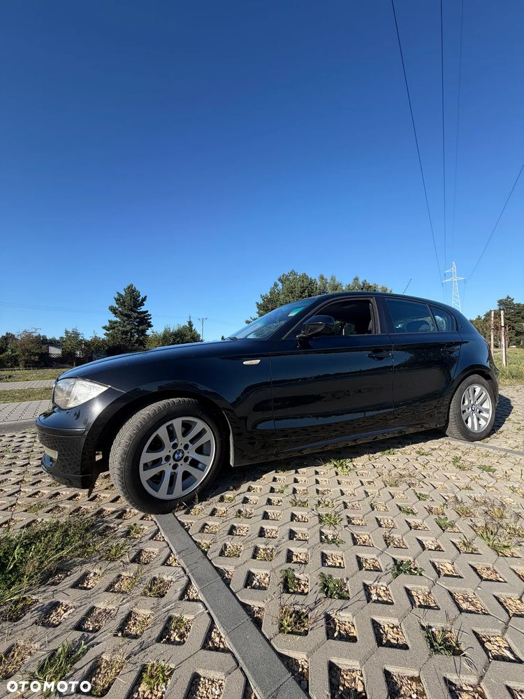BMW Seria 1 - 22