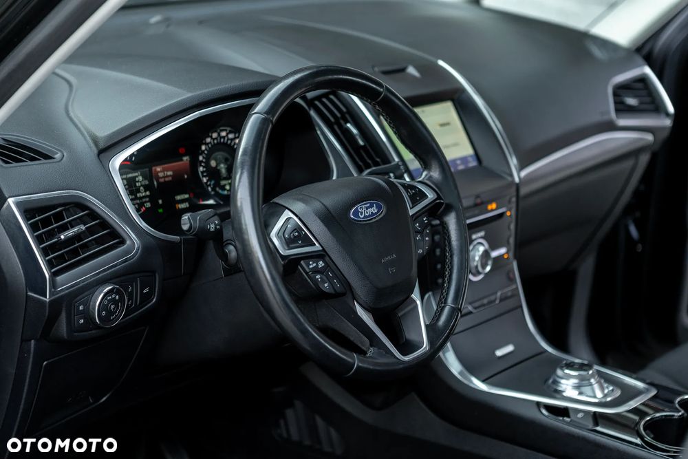 Ford S-Max - 20