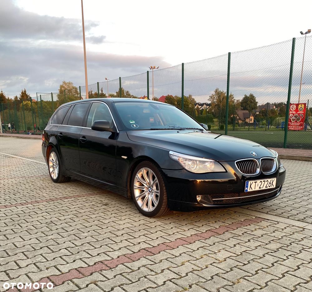BMW Seria 5 525d Edition Exclusive - 1
