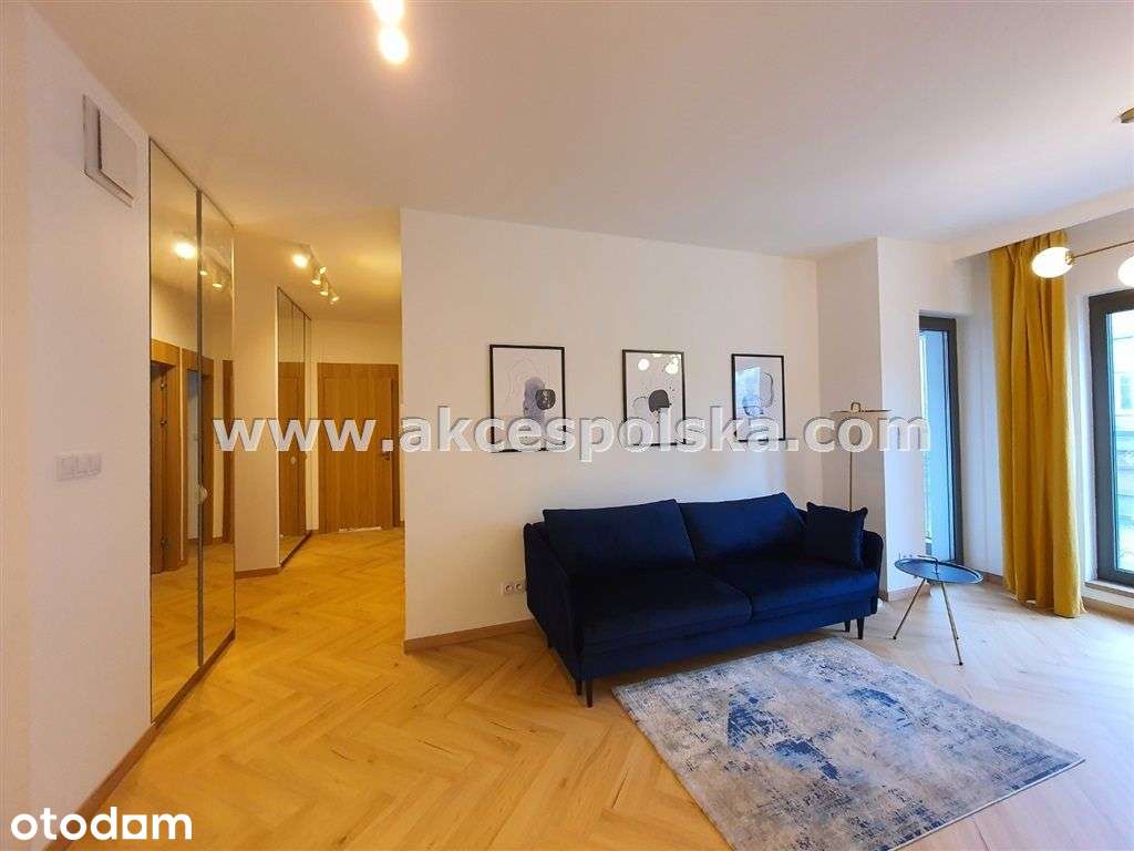 3 Pok, Balkon, Garaż, wejście od ul.Wroniej