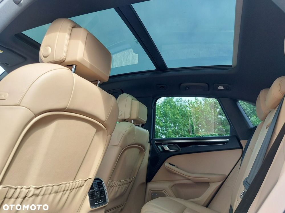 Porsche Macan - 22