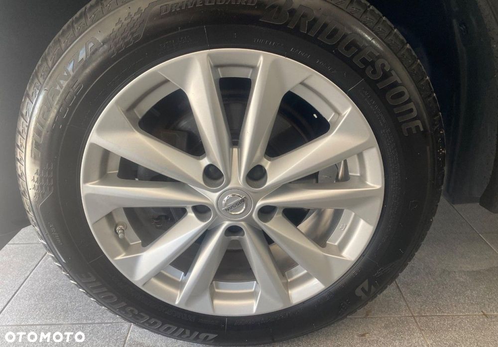 Nissan Qashqai - 12