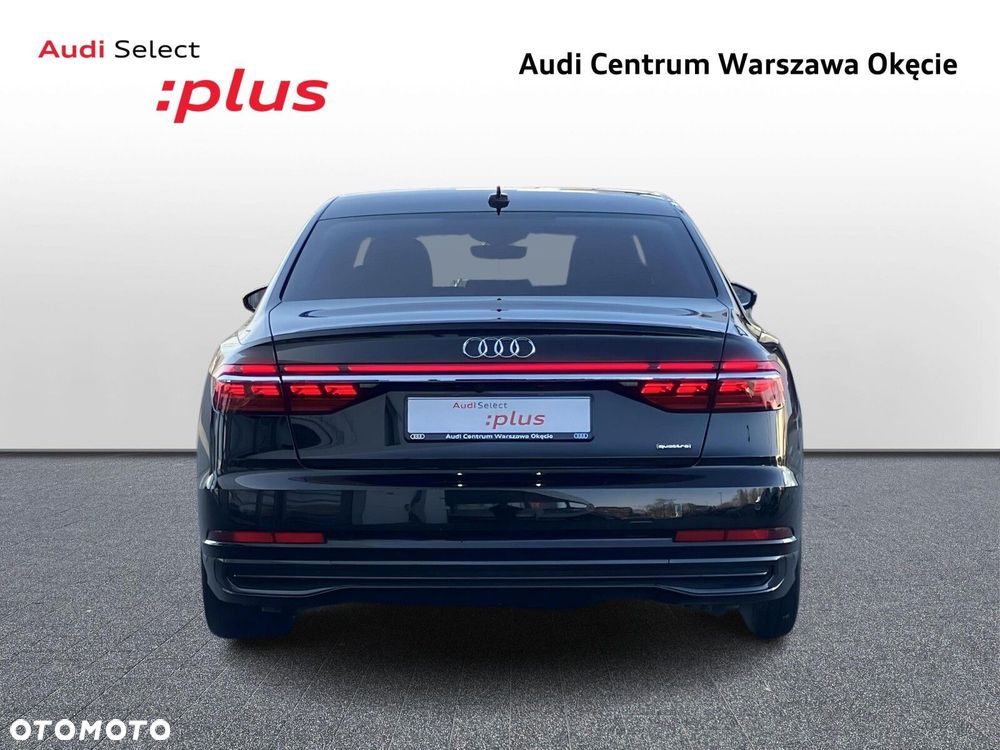 Audi A8 - 8