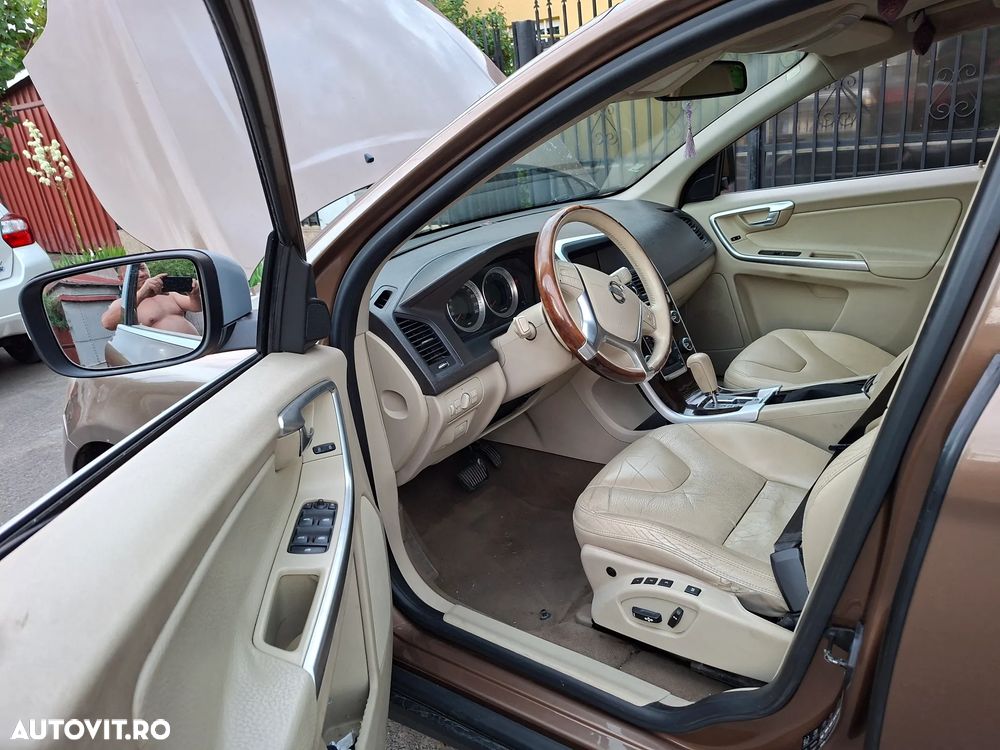 VOLVO XC60 2011 — imagine 3