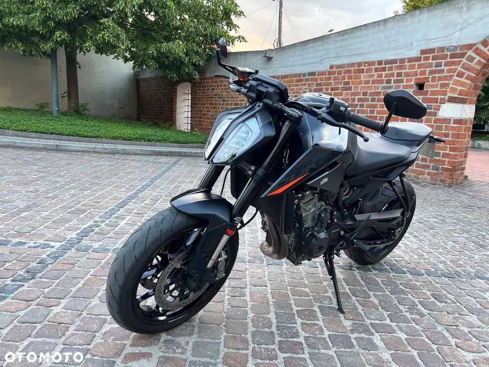 KTM DUKE 890 - 3