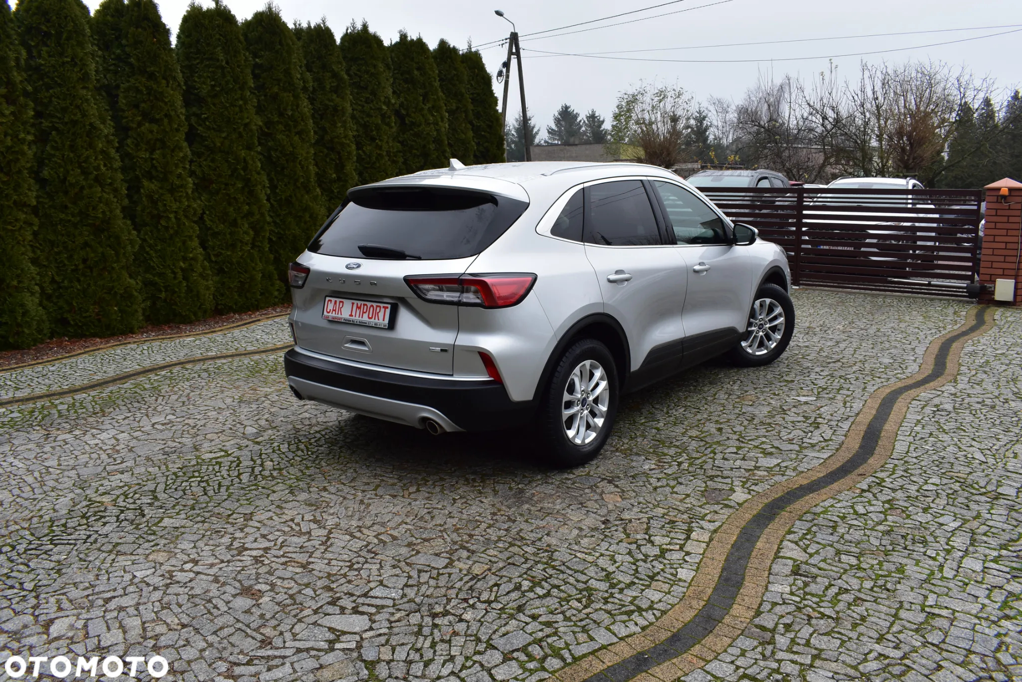 Ford Kuga 2.0 TDCi 2x4 Titanium - 26