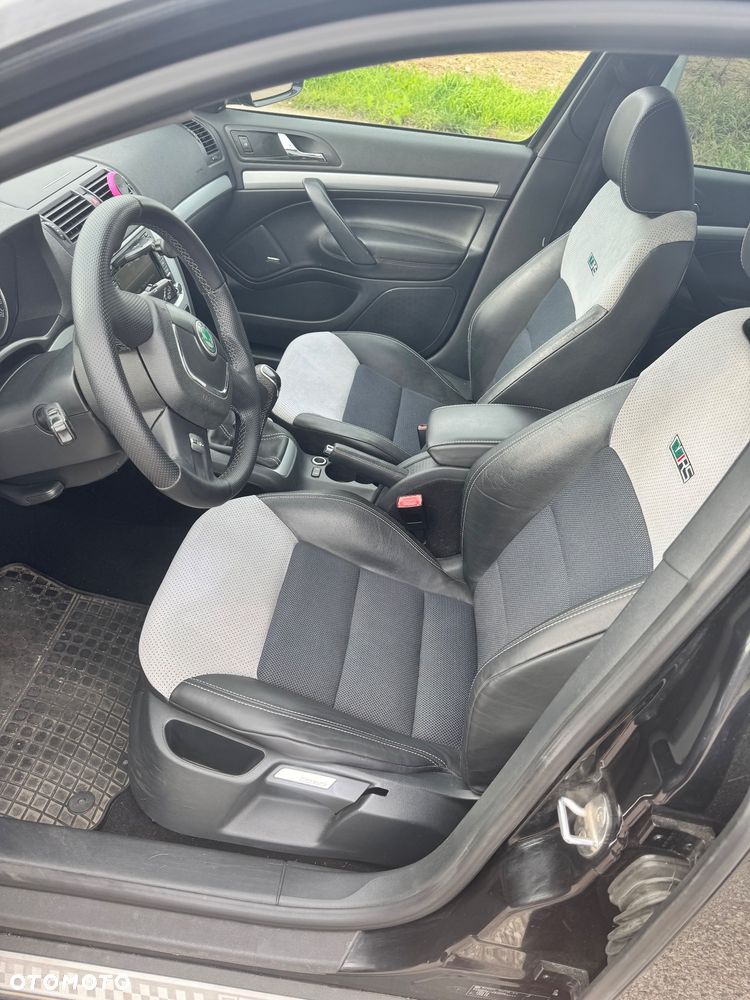 Skoda Octavia 2.0 TDI DPF RS - 6