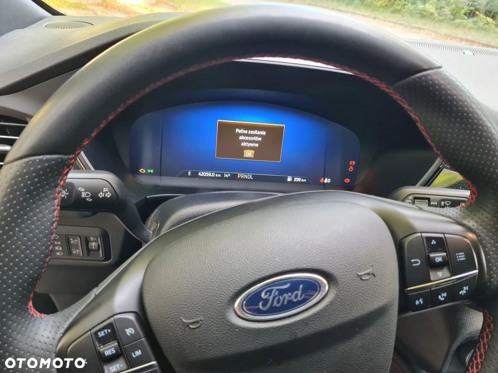 Ford Kuga 2.5 FHEV FWD ST-Line X - 8