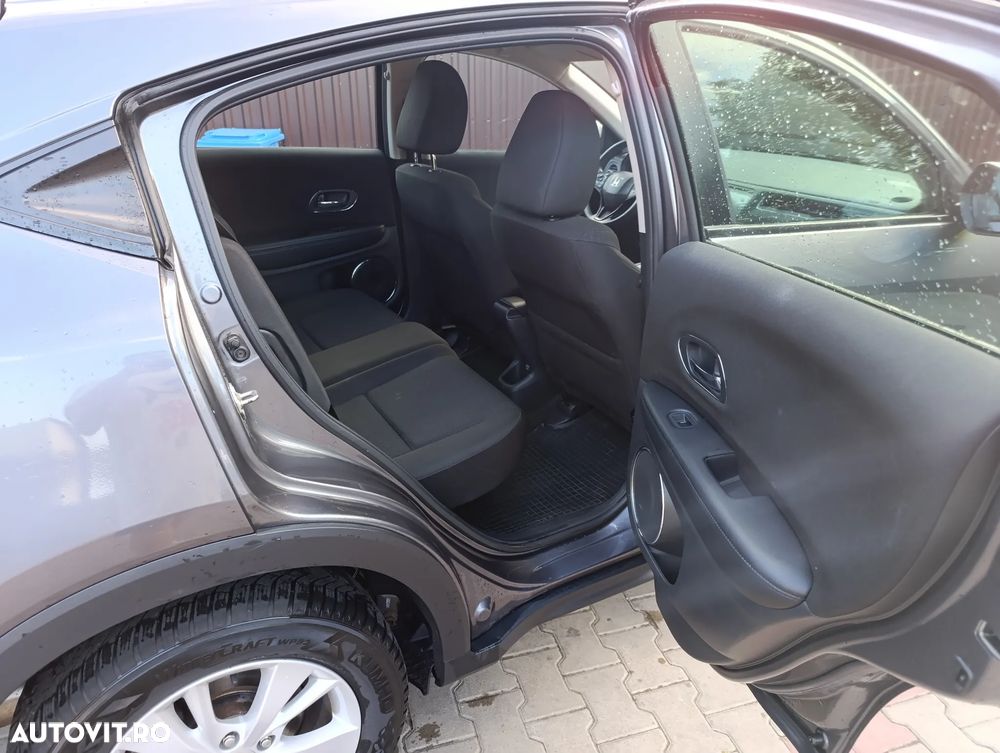 Honda HR-V 1.5 i-VTEC CVT Elegance - 10