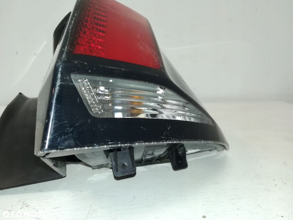 Peugeot 5008 lampa prawa tył tylnia - 2