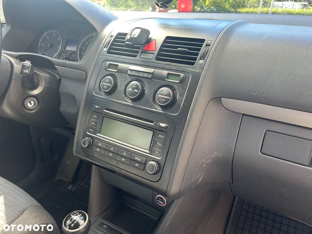 Volkswagen Touran 1.9 TDI Highline - 22