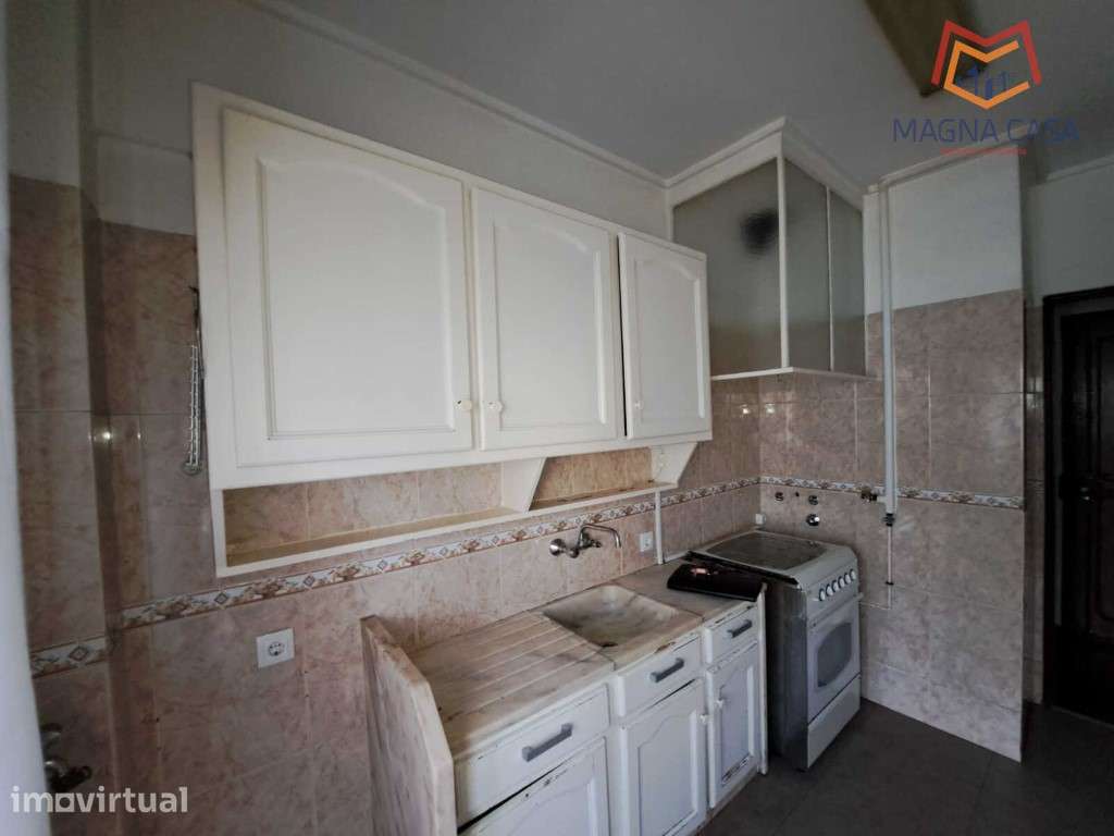 Apartamento T2, próximo a Comércio e Serviços, para venda em Odivel... - Grande imagem: 3/27