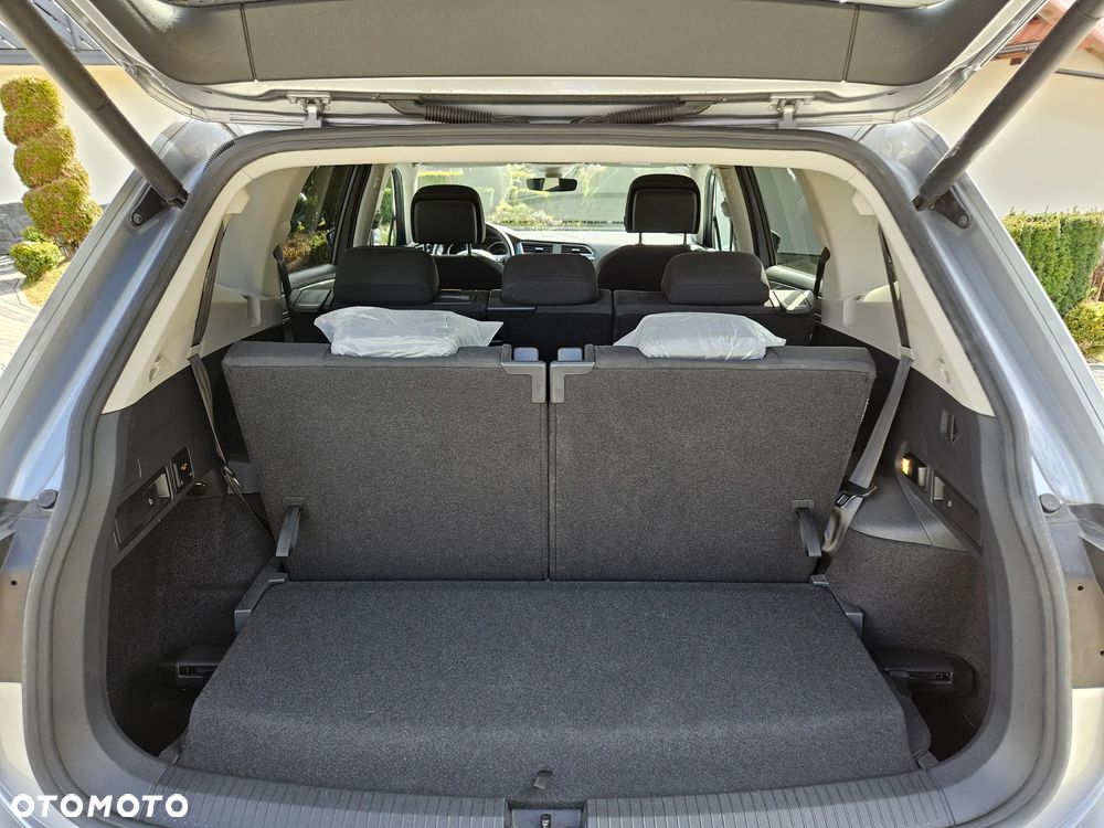 Volkswagen Tiguan Allspace 2.0 TSI 4Mot Comfortline DSG 7os - 14