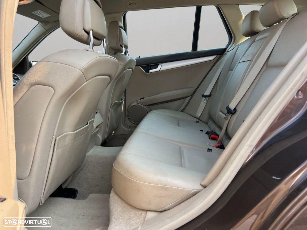 Mercedes-Benz C 220 CDi Elegance BE - 12