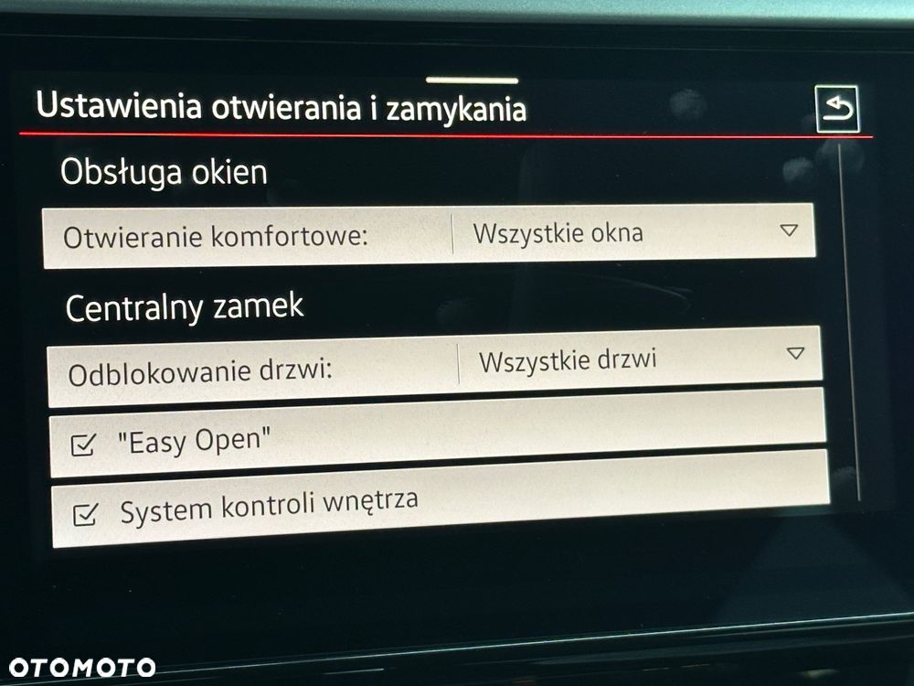 Volkswagen Arteon 2.0 TDI SCR 4Motion DSG R-Line - 32