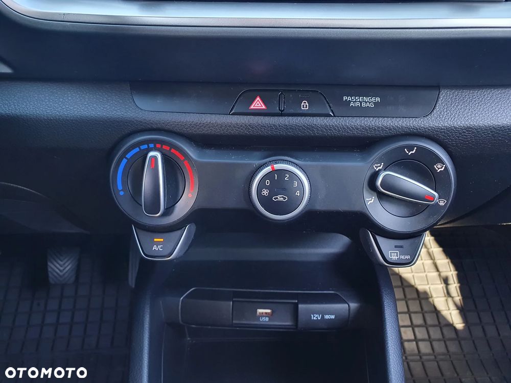 Kia Stonic 1.0 T-GDI M - 35