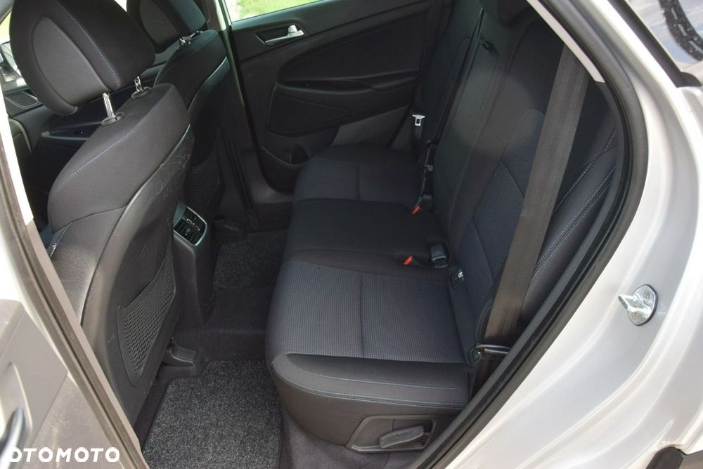 Hyundai Tucson 1.7 CRDI BlueDrive Classic 2WD - 32