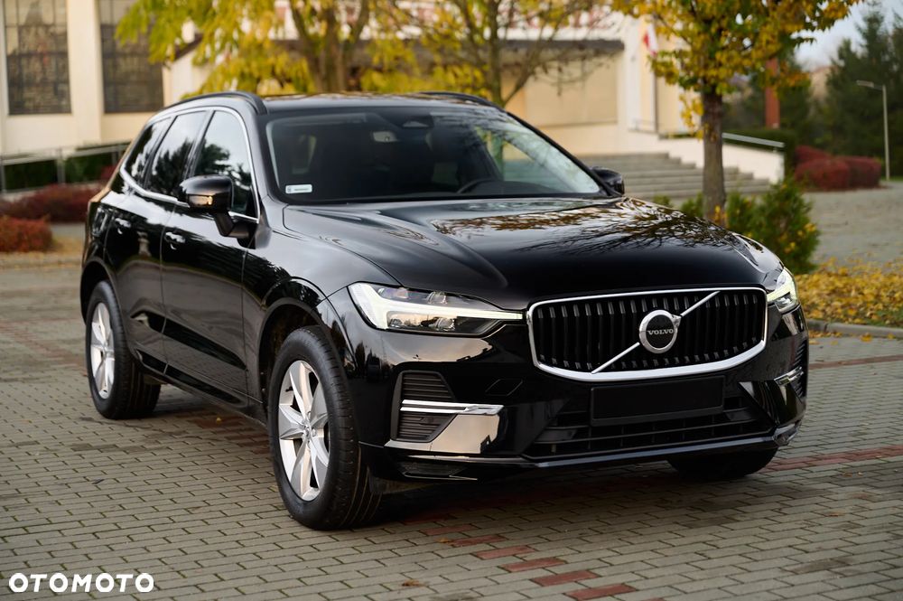 Volvo XC 60 D4 Momentum Pro - 17