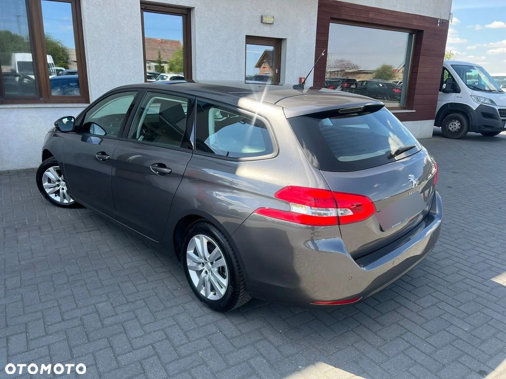 Peugeot 308 - 7
