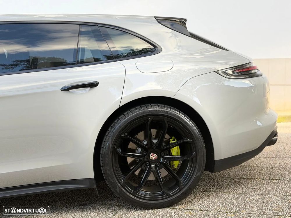 Porsche Panamera Sport Turismo 4 E-Hybrid Platinum Edition - 5