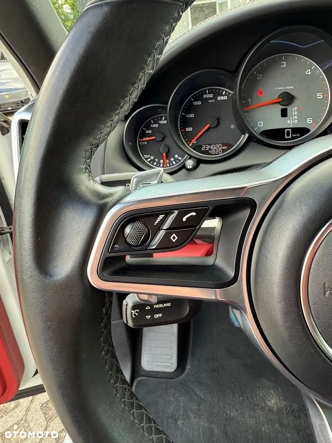 Porsche Cayenne S Diesel - 23