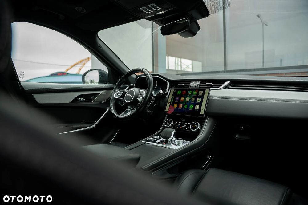 Jaguar F-Pace D200 AWD R-Dynamic HSE - 28