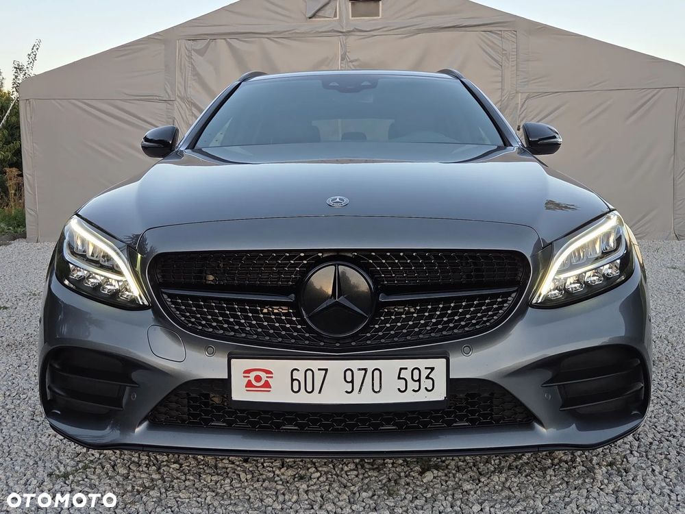 Mercedes-Benz Klasa C 220 d 9G-TRONIC Night Edition - 4