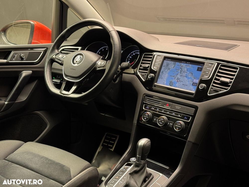 Volkswagen Golf Sportsvan - 6