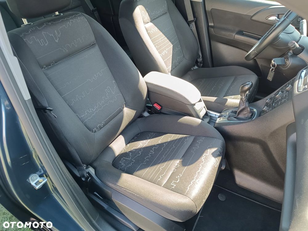 Opel Meriva - 13