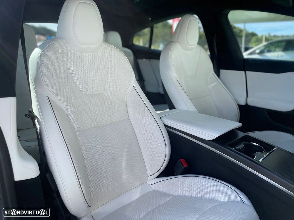 Tesla Model S Plaid AWD - 12