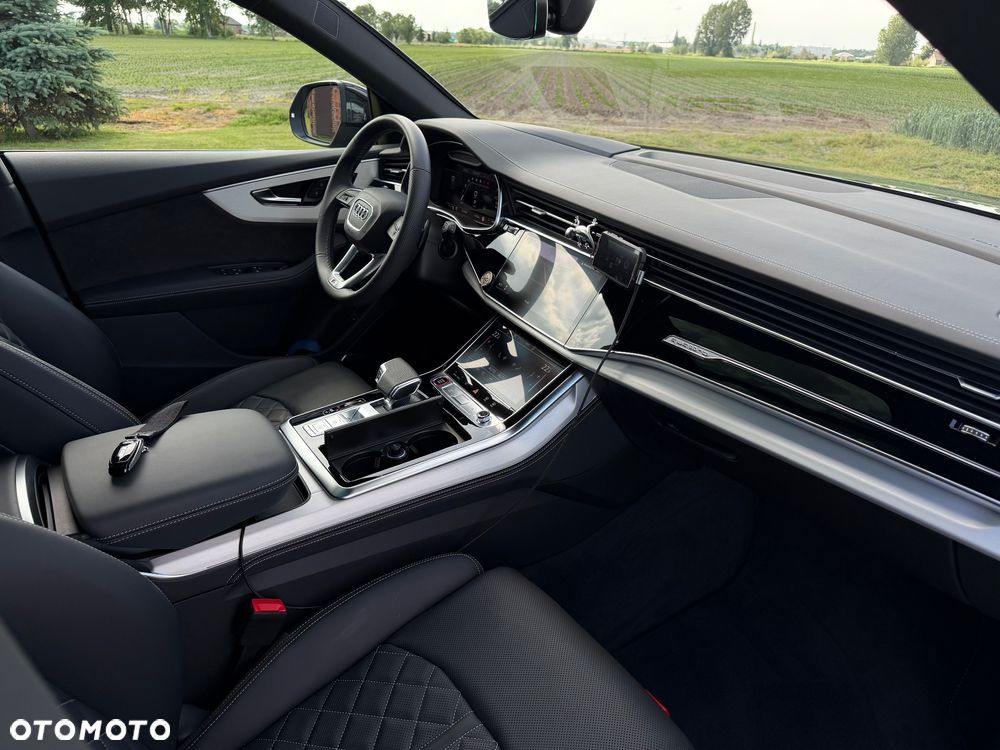 Audi SQ8 - 13