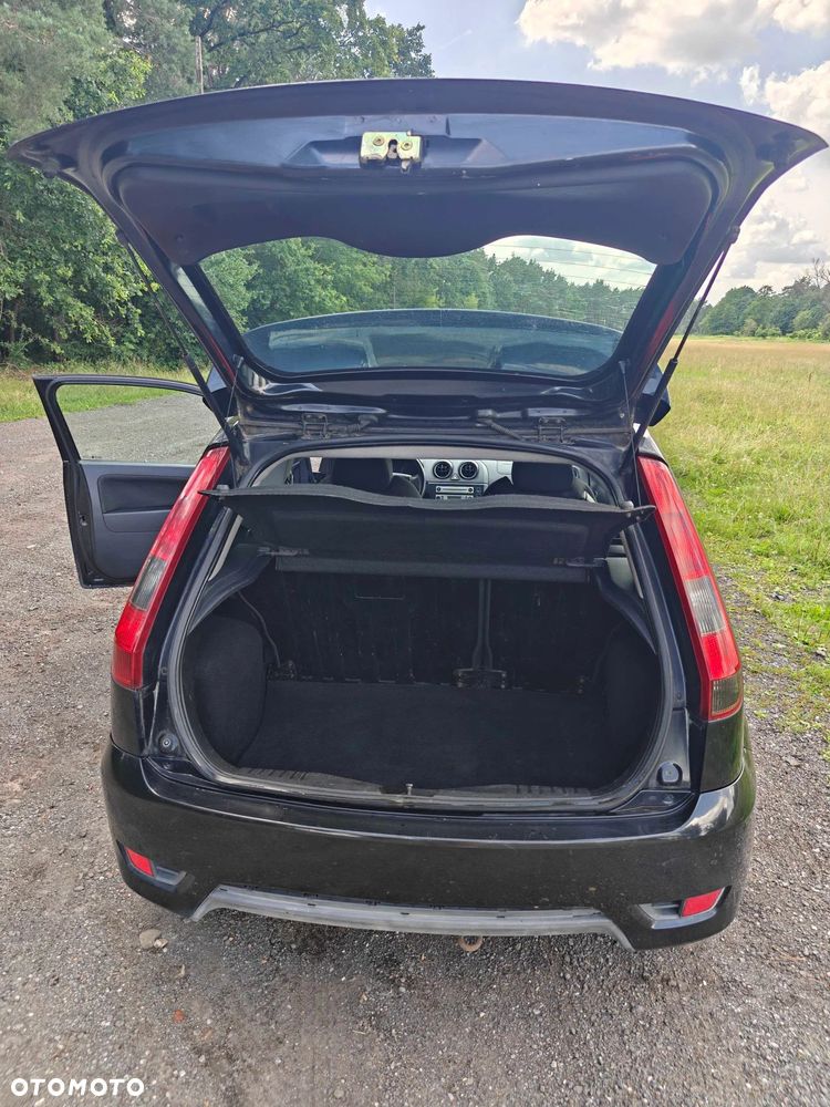 Ford Fiesta 1.6 TDCi Sport - 8