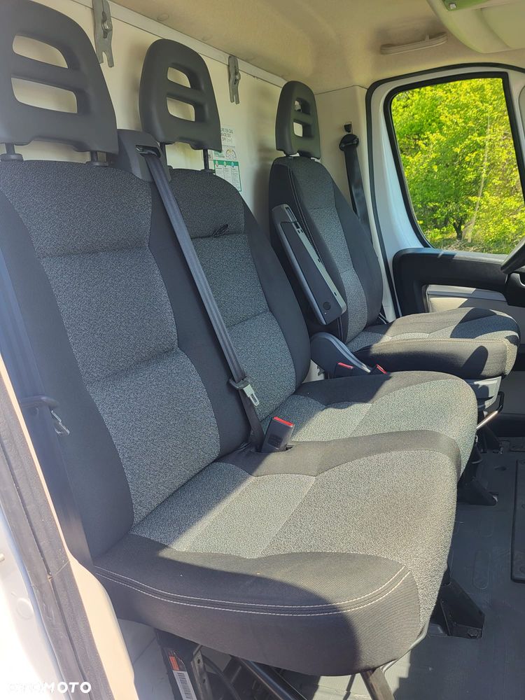 Fiat Ducato 2016r 2.3 JTD 130KM Izoterma Chłodnia Food Truck Sklep HAKI na mięso półki Mroźnia Agregat - 22