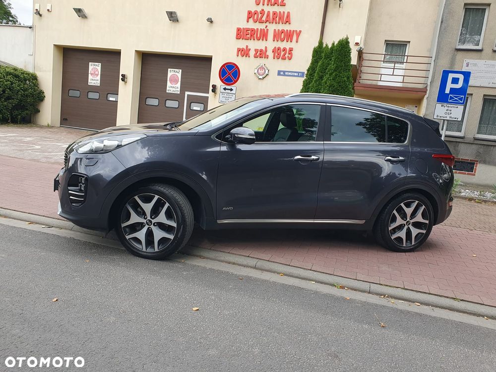 Kia Sportage 1.6 T-GDI AWD GT LINE - 35