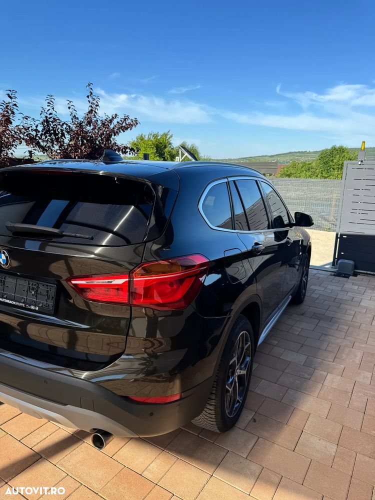BMW X1 sDrive20i AT xLine - 10
