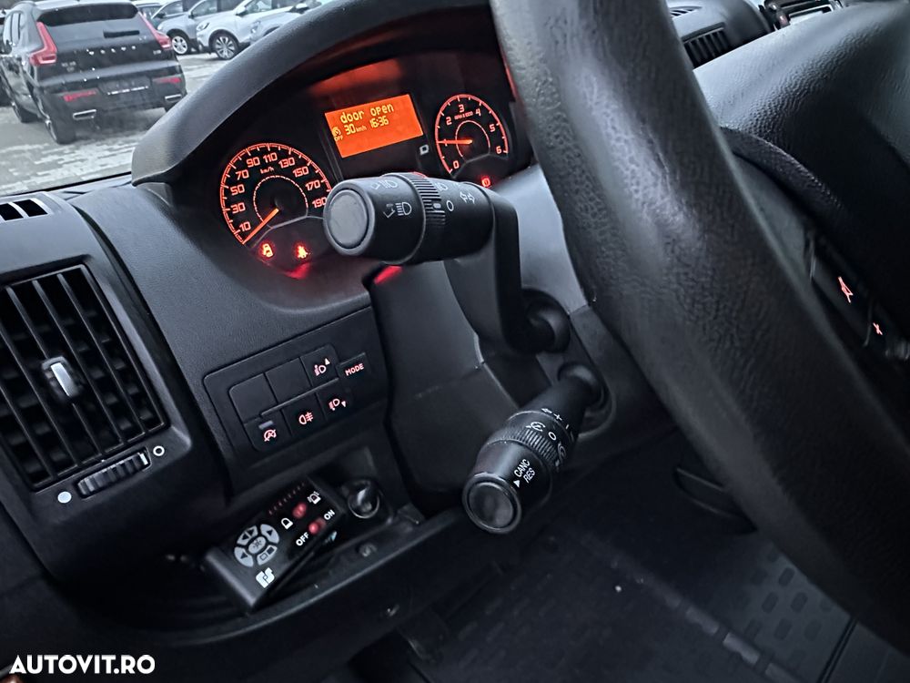 Peugeot Boxer 335 Fourgon  L2H2 MWB HR DSL - 17