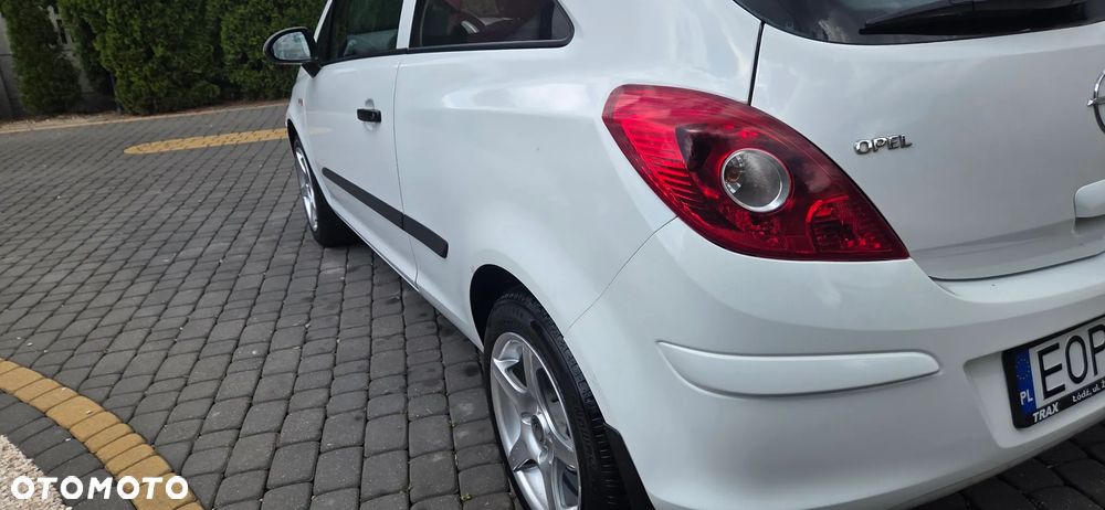 Opel Corsa 1.2 16V Enjoy - 14