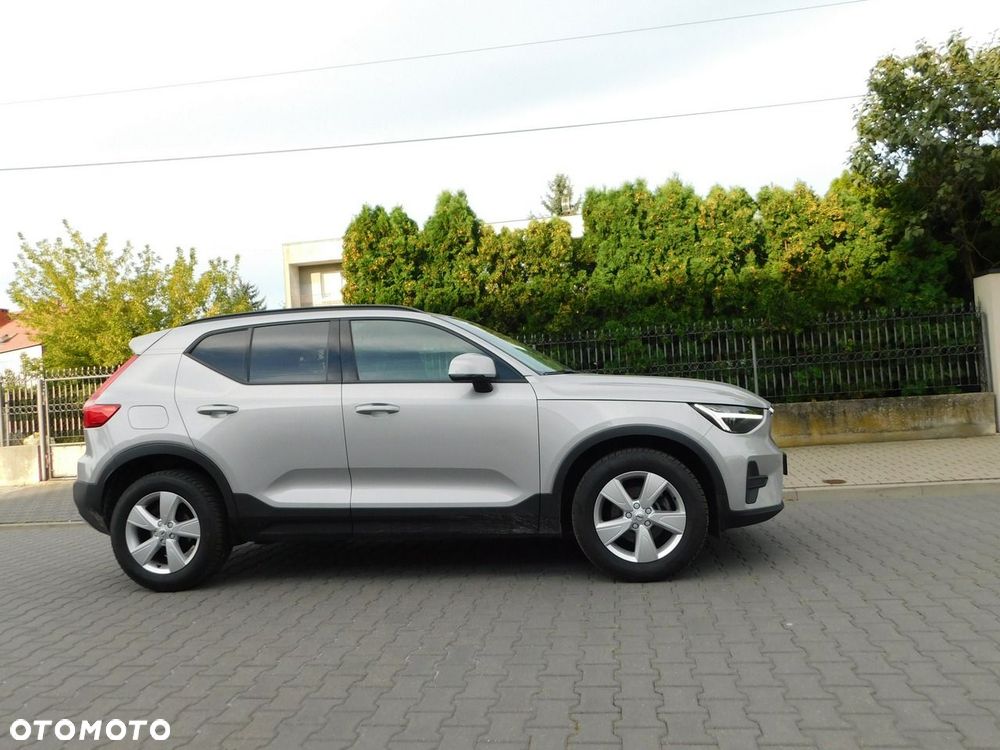 Volvo XC 40 T2 Essential - 4