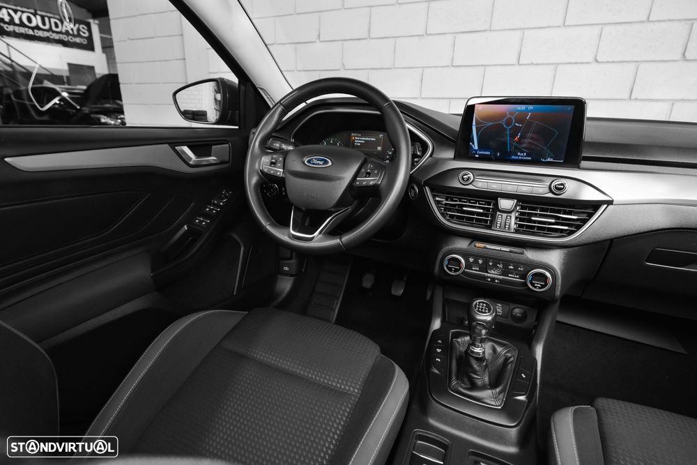 Ford Focus 1.0 EcoBoost MHEV Titanium - 35