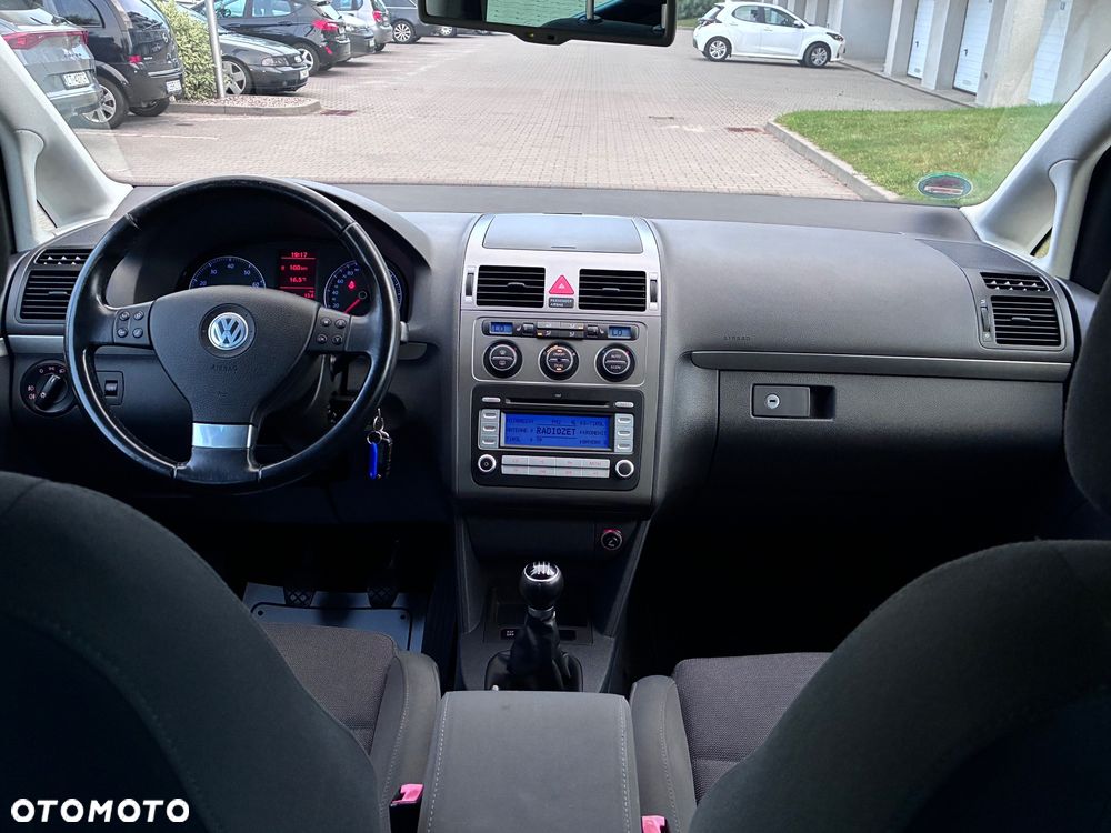 Volkswagen Touran 1.4 TSI Comfortline - 9