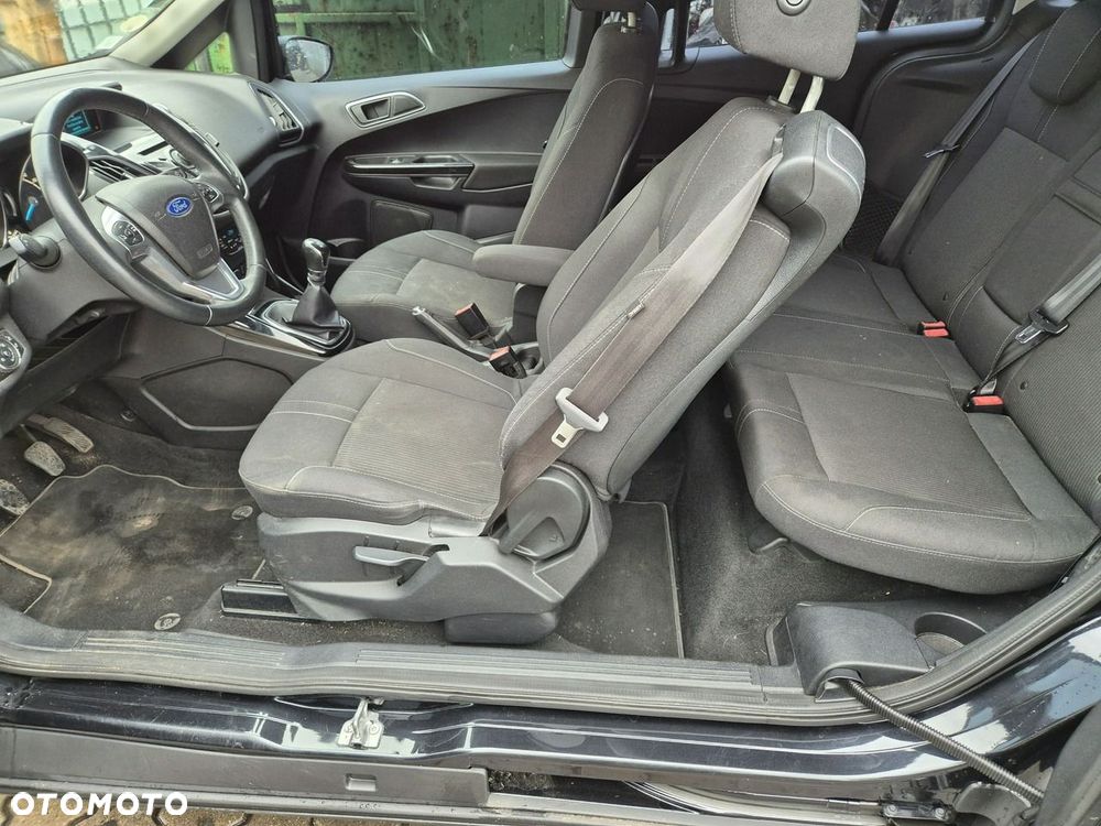 Ford B-MAX - 12