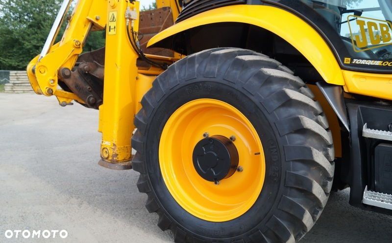 JCB 4CX - 9